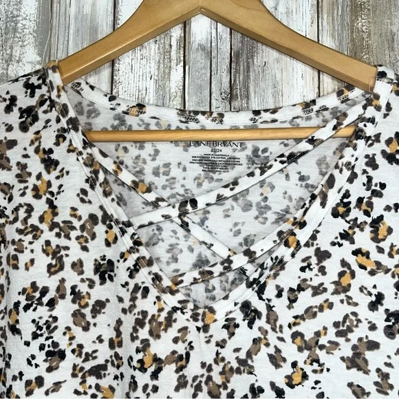 Lane Bryant White Leopard Cross Front Tank - Picture 2 of 5